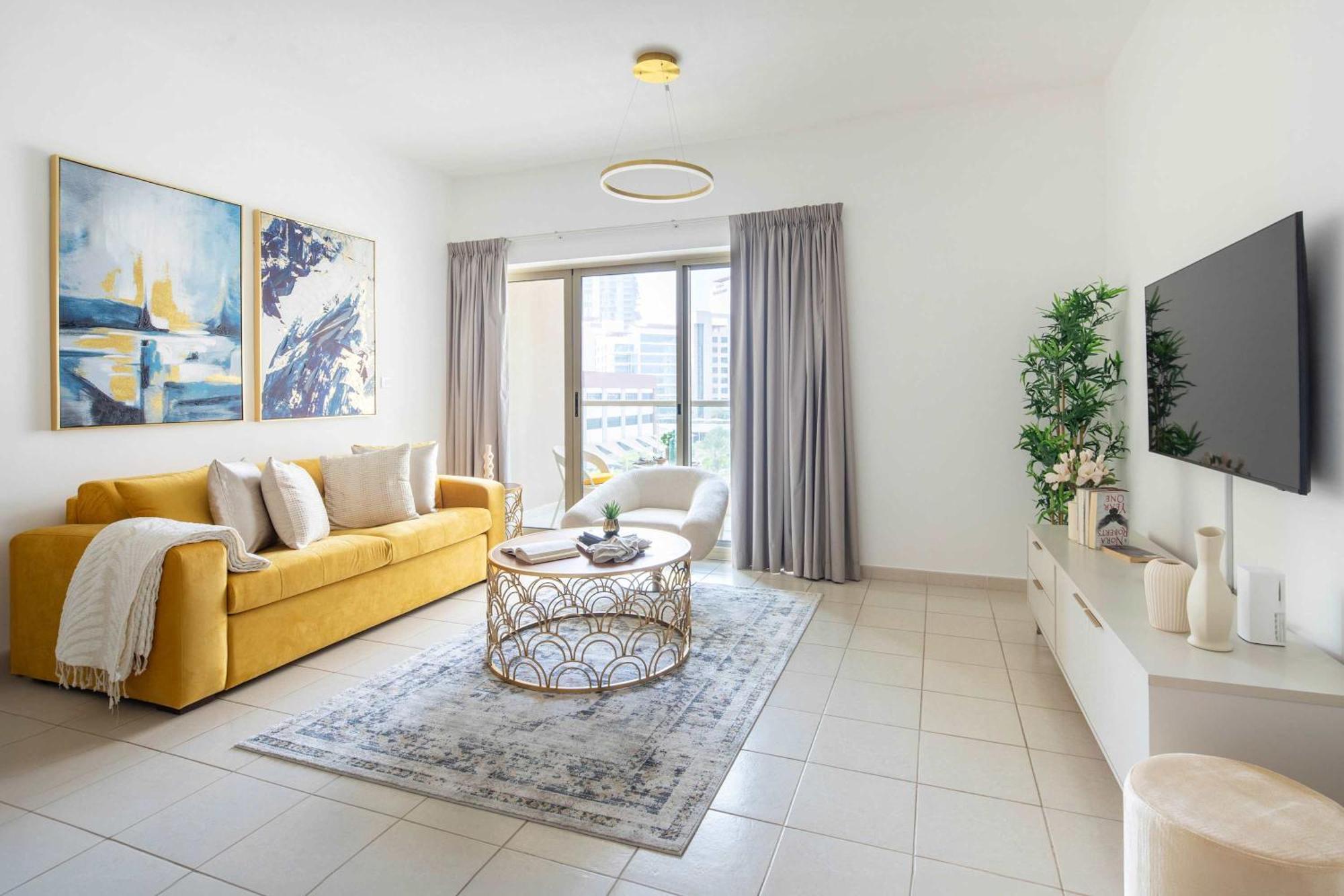 Frank Porter - Al Arta 4 Apartment Dubai